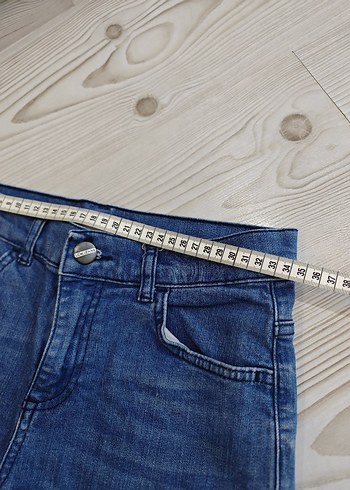 LC Waikiki Erkek Çocuk Bağlama Desenli Denim Şort