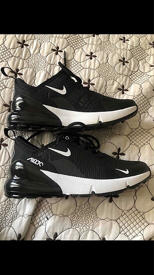 Erkek spor Nike Aır270