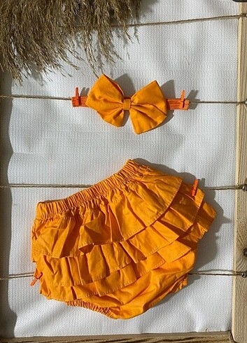 4 Yaş Beden turuncu Renk Firfirli sort bandana takim