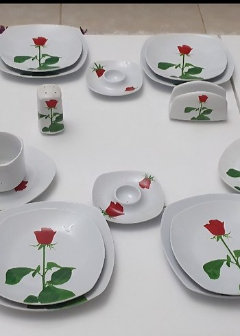 Özel Gül Desenli Beyaz Kahvaltı Takımı - Görsel 10