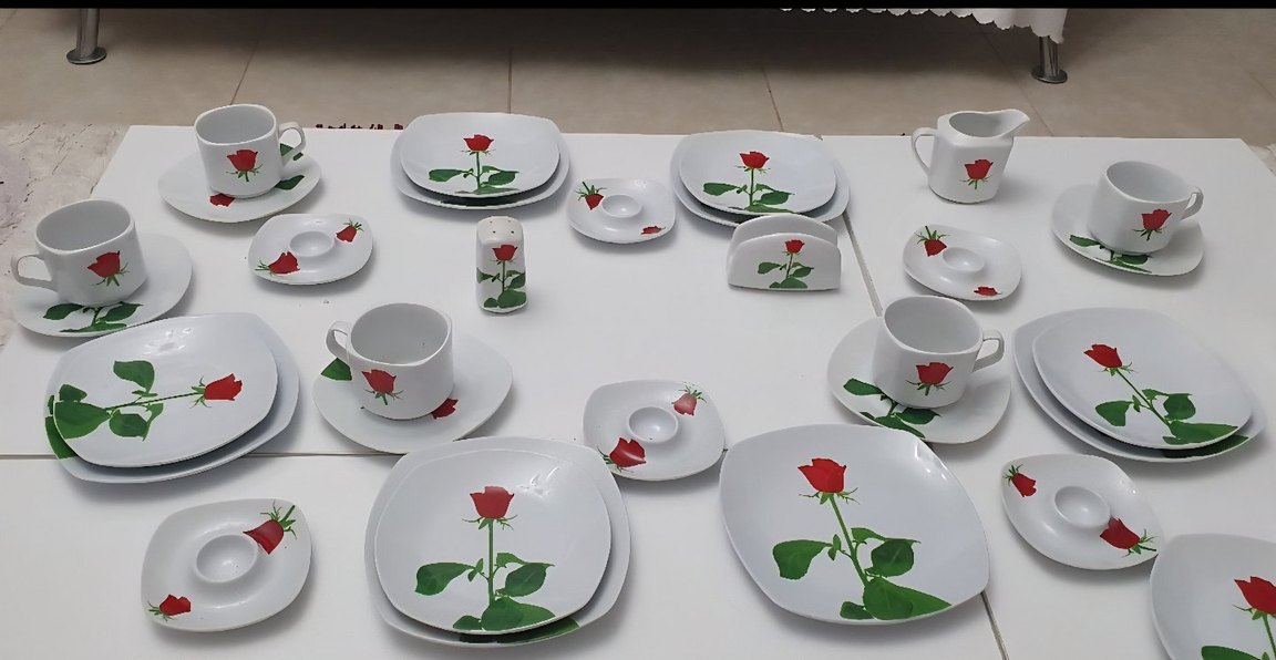 Özel Gül Desenli Beyaz Kahvaltı Takımı - Görsel 3