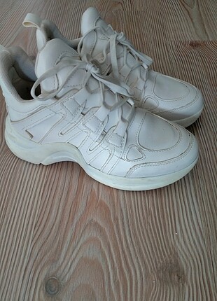 37 Beden Beyaz Spor ayakkabı