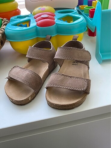 H&M Çocuk Sandalet