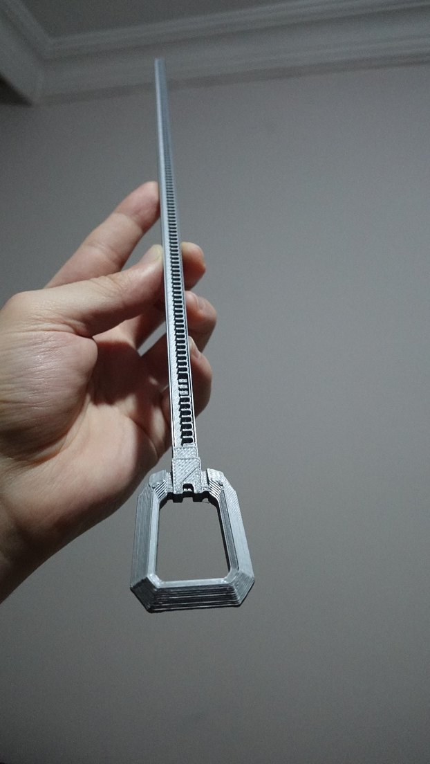 Beyblade x fırlatıcı ipi ripcord - Görsel 3