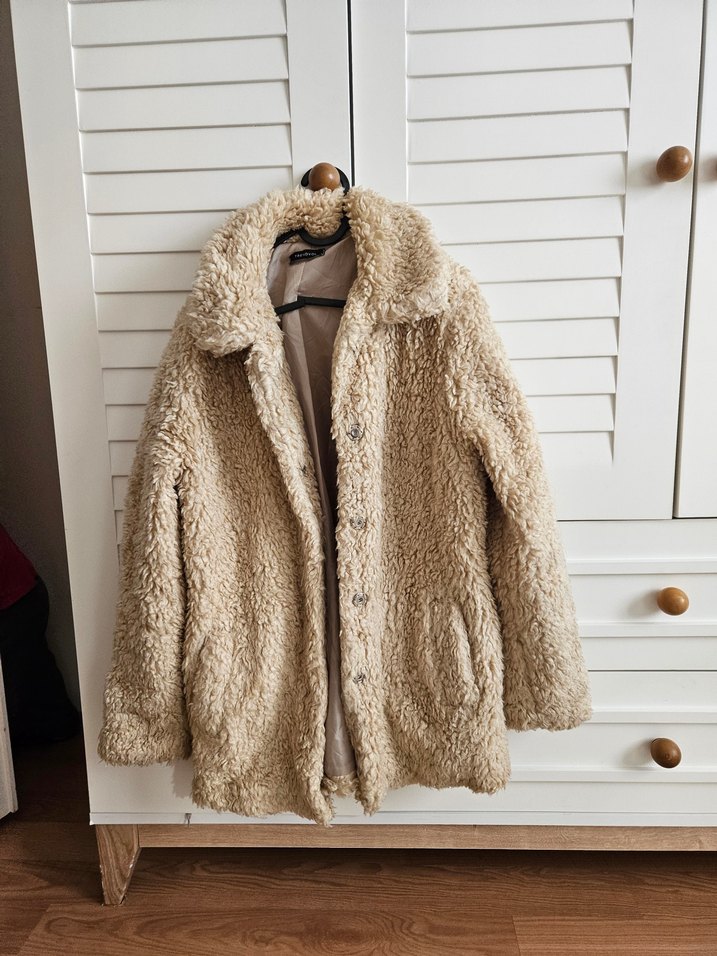 Bej Peluş Kadın Midi Kaban - Görsel 3