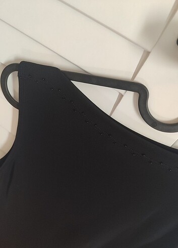 Asimetrik kesim bluz - Görsel 2