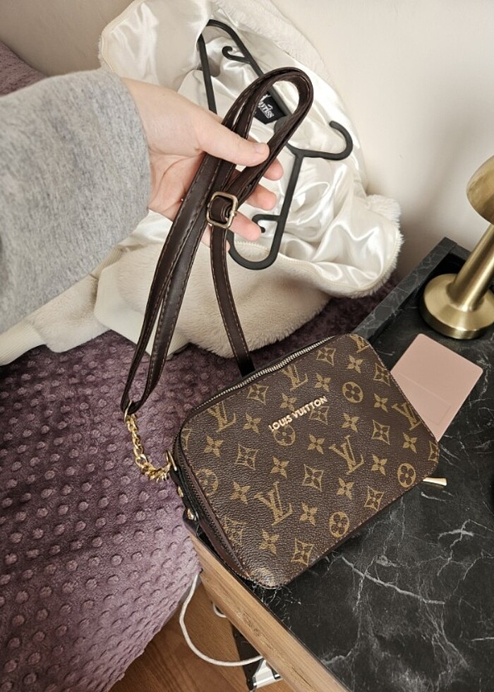 Mini zincirli canta - Görsel 3