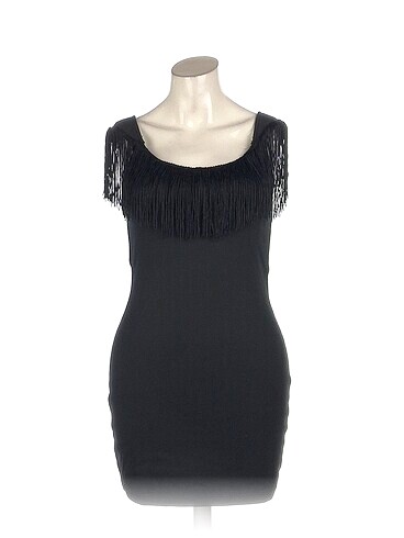 PreLoved Kısa Elbise %70 İndirimli.