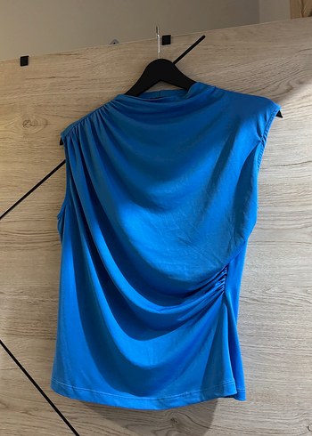m Beden Drapeli Mavi Midi Kolsuz Bluz