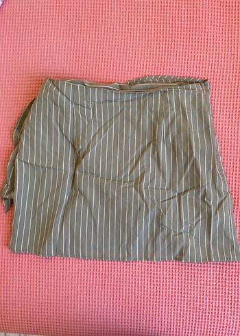Gri Çizgili Drapeli Mini Etek - Görsel 4