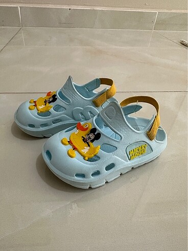 LC Waikiki LCW Bebek sandalet