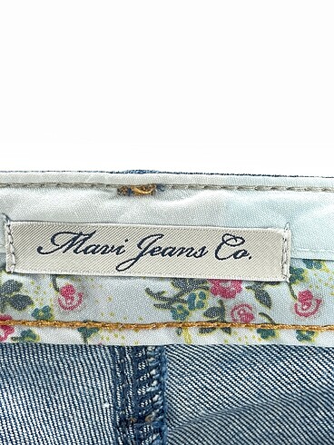 universal Beden mavi Renk Mavi Jeans Bermuda / Kapri %70 İndirimli.