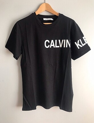 Calvin Klein tişört