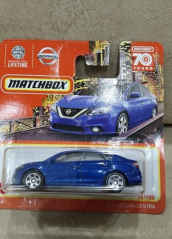 Matchbox Nissan Sentra 