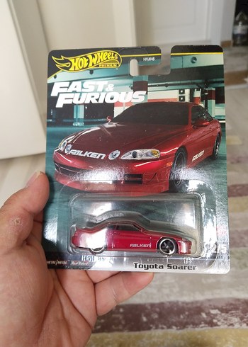 Hot Wheels Kırmızı Toyota Soarer Oyuncak Araba