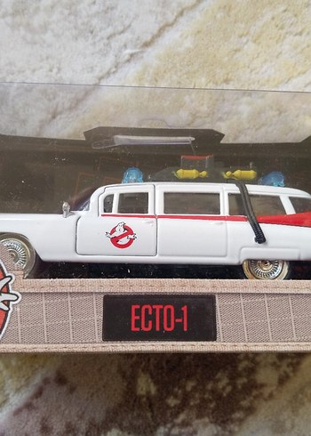 Ghostbusters ECTO-1 Oyuncak Araba Jada 1/32