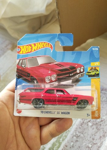 Hot Wheels Kırmızı '70 Chevelle SS Wagon Model araç