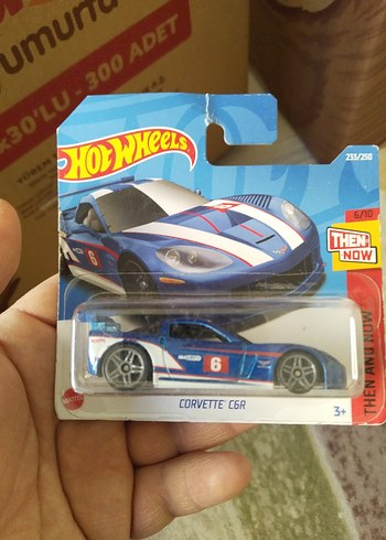 Hot Wheels Corvette 2022 case model araba