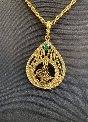Damla Model Tuğra Kolye 