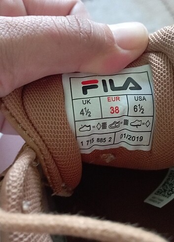 38 Beden Fila spor ayakkabı