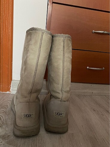 39 Beden Ugg Bot