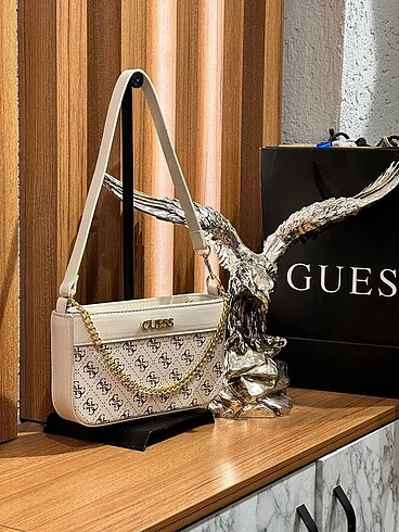Guess Guess Kadın Çantası