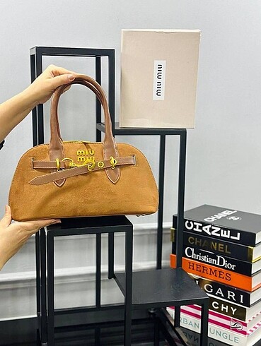 Miu Miu MIU MIU AVENTURE BAG