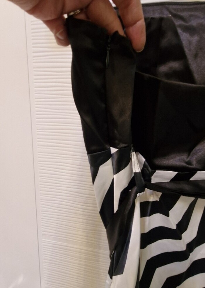 Saten  gece elbise  - Görsel 4