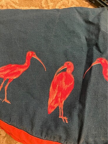 İKEA BOYAMA ÖNLÜĞÜ 2-3 yaş - Görsel 3