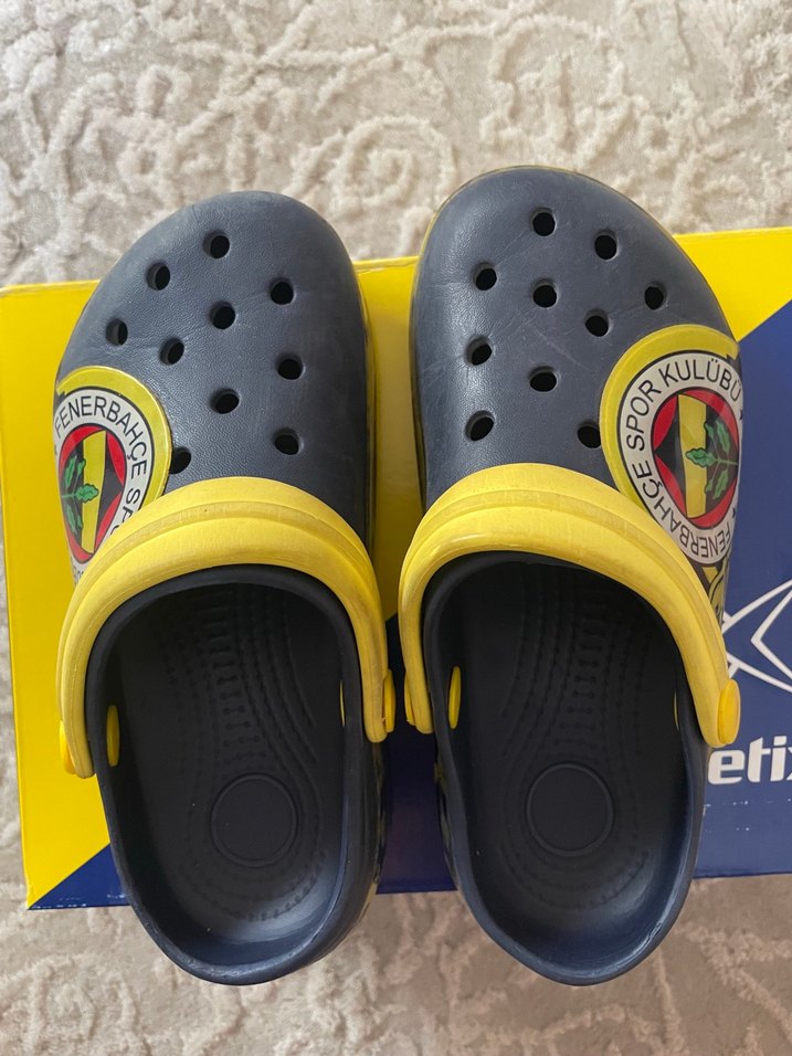 Fenerium marka FBli Sarı Tokalı Erkek Çocuk Terlik - Görsel 4