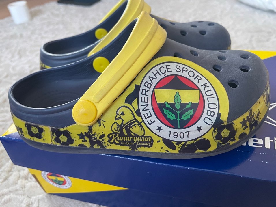 Fenerium marka FBli Sarı Tokalı Erkek Çocuk Terlik - Görsel 3