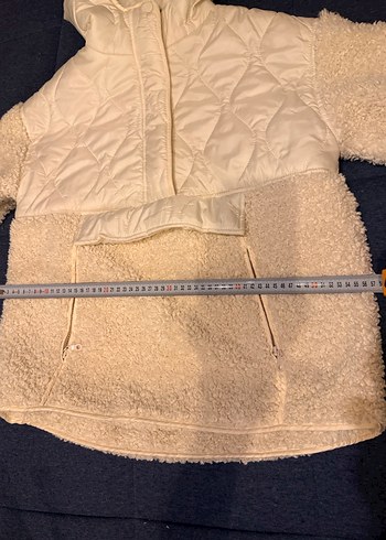 Beyaz Kapüşonlu Peluş Kadın Kışlık Mont - Görsel 3