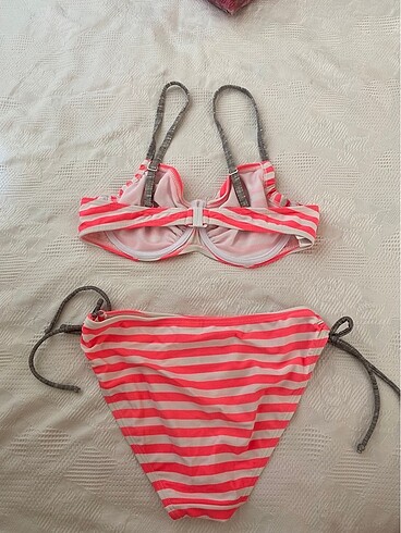 Diğer Bikini