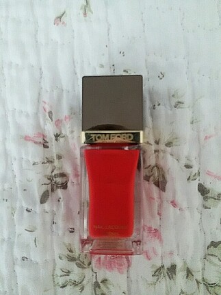 Tom Ford oje 12 coral blame