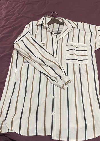 Düğmeli Beyaz Çizgili Kadın Gömlek - Görsel 4