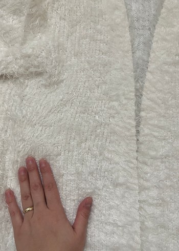 Uzun Kollu Beyaz Kadın Hırka - Görsel 2