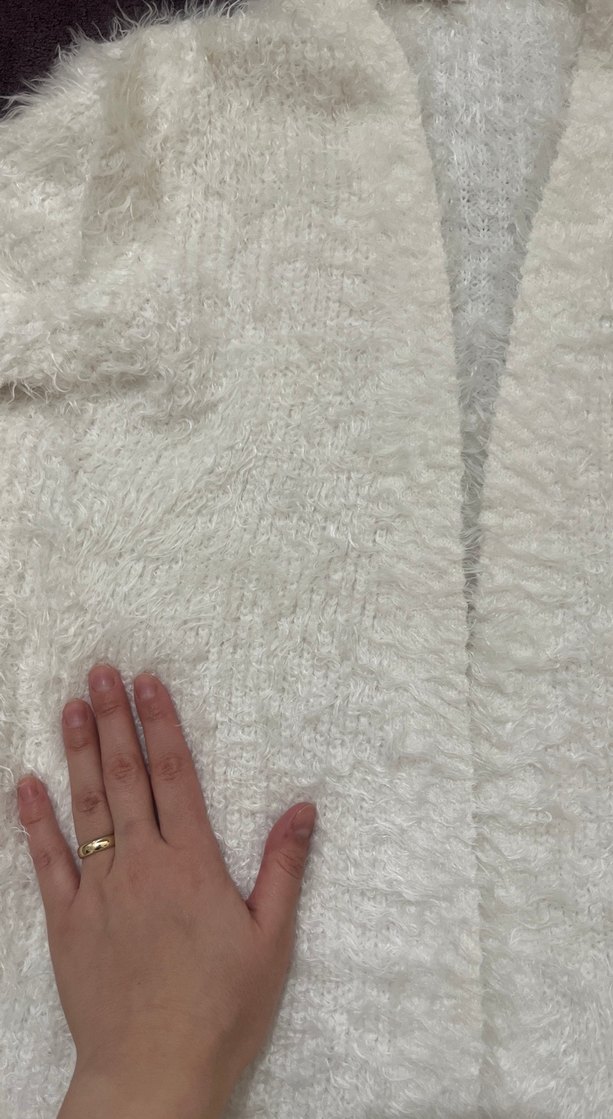 Uzun Kollu Beyaz Kadın Hırka - Görsel 2