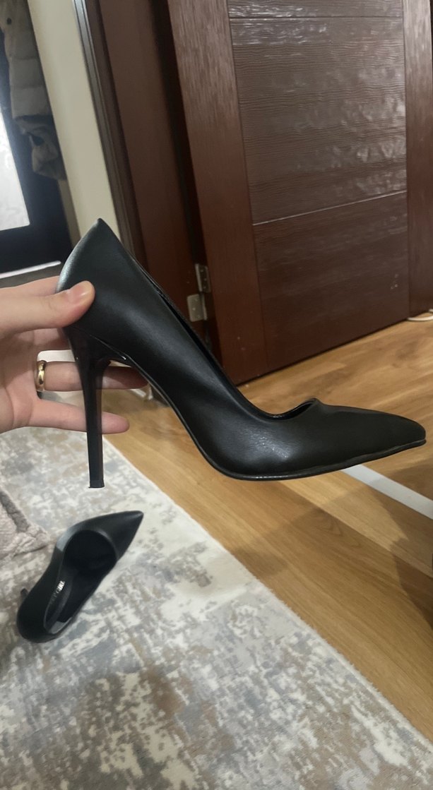 Siyah  Stiletto Topuklu Ayakkabı - Görsel 4