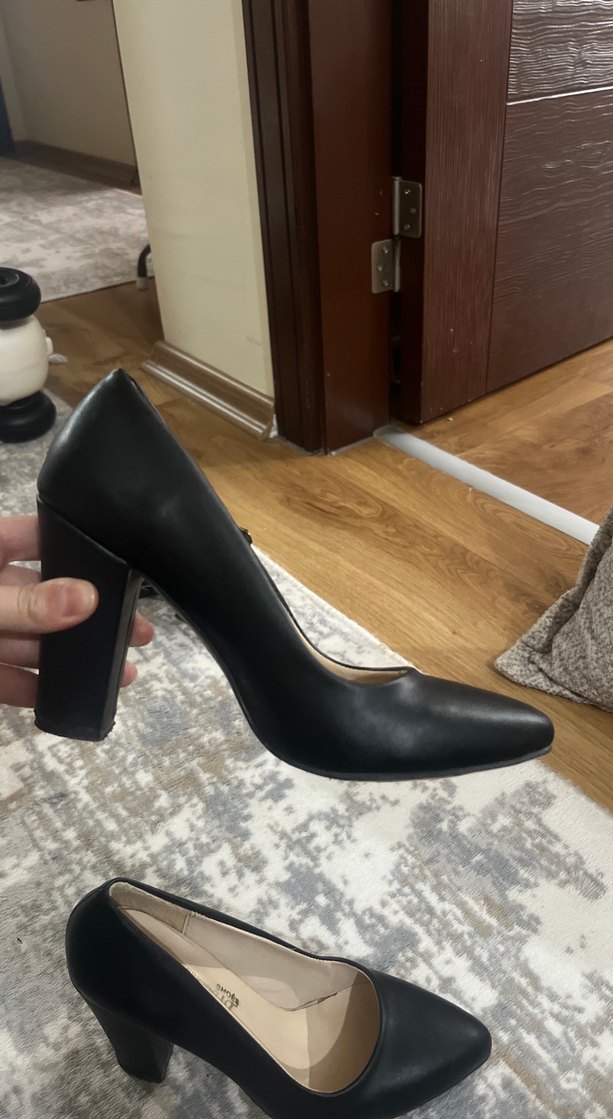 Klasik Siyah Stiletto Topuklu Kadın Ayakkabı - Görsel 2