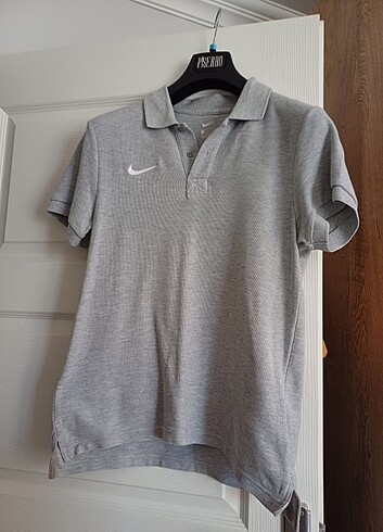 Nike polo yaka tişort