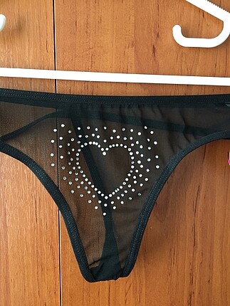 Tanga taşlı