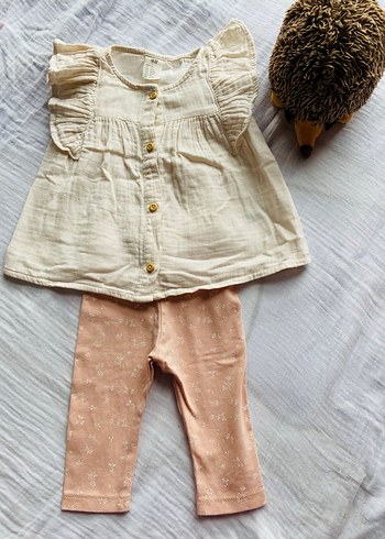 H&M Düğmeli Beyaz Kolsuz Bebek Kıyafet Takımı - Görsel 5