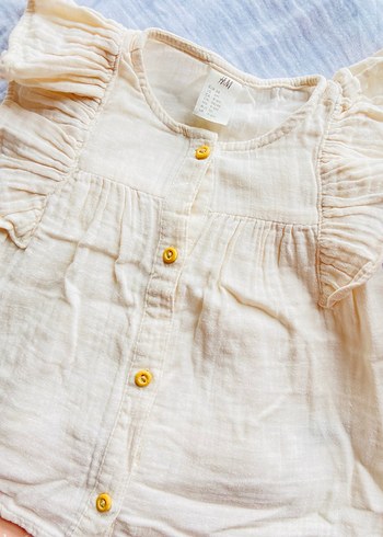 H&M Düğmeli Beyaz Kolsuz Bebek Kıyafet Takımı - Görsel 6