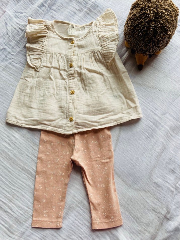 H&M Düğmeli Beyaz Kolsuz Bebek Kıyafet Takımı - Görsel 5