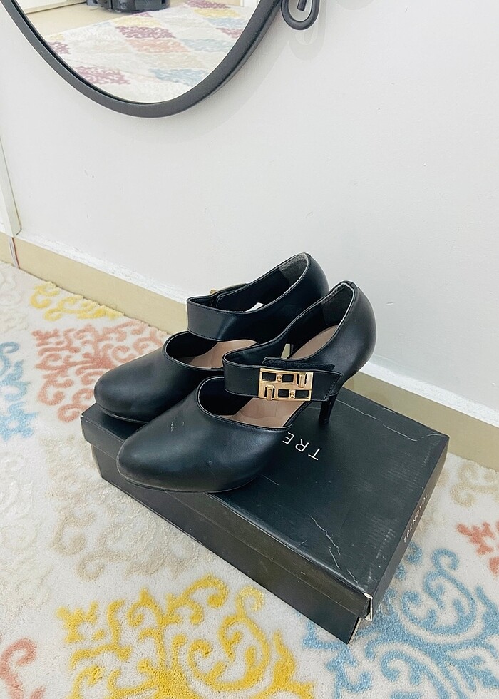 Tokalı topuklu ayakkabı - Görsel 4