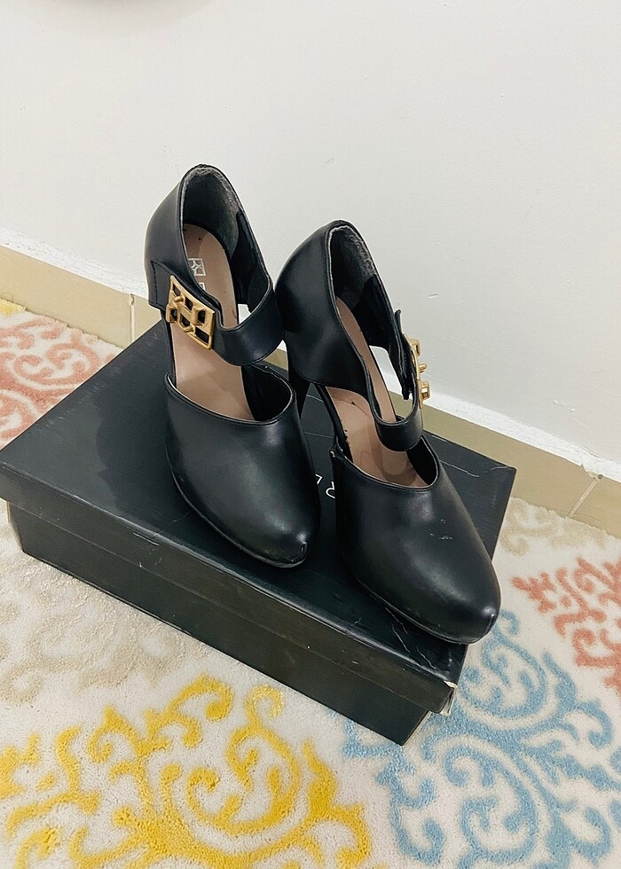 Tokalı topuklu ayakkabı - Görsel 5