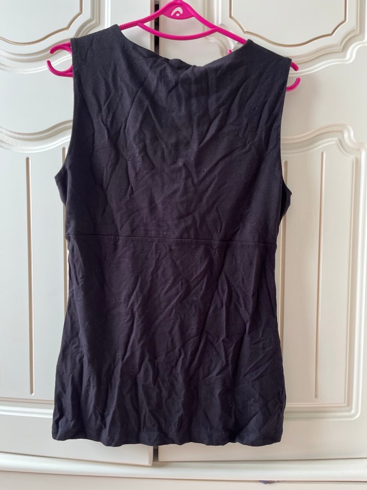 Kadın Siyah Beyaz V Yaka Fermuarlı Kolsuz tişört - Görsel 4