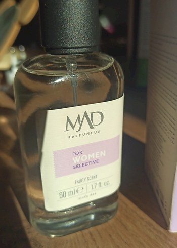 Beden MAD Parfüm Kadınlar İçin Meyveli Koku 50 ml