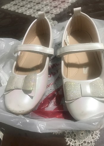 Kız Çocuk Beyaz Fiyonklu Babet - Görsel 5