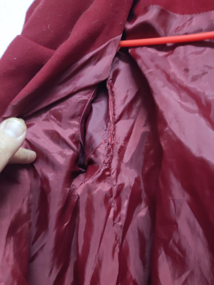 Kırmızı Çift Düğmeli Kaban - Görsel 3